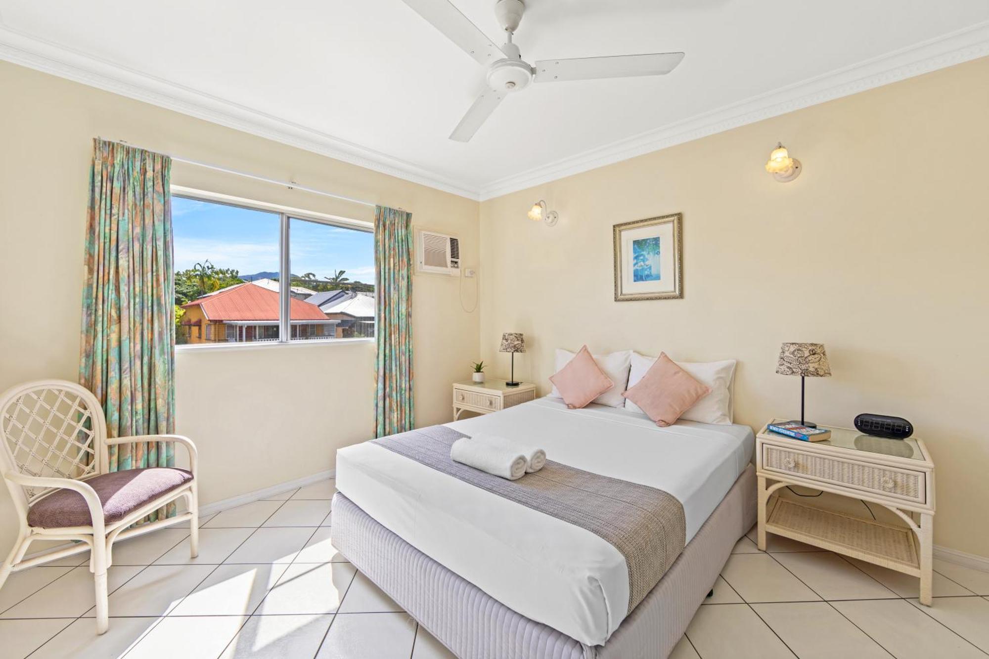 Koala Court Holiday Apartments Cairns Kültér fotó